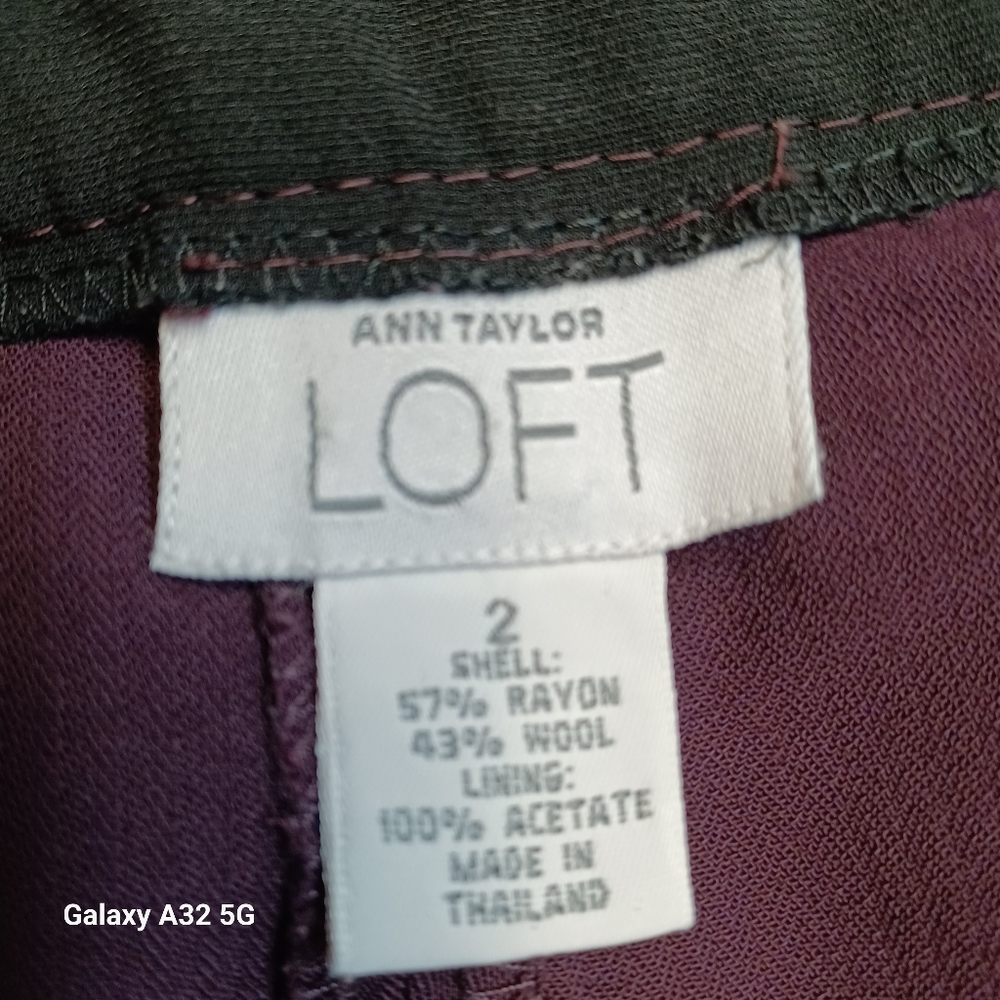 LOFT  Women Size 2 Deep Purple Wool Blend Pants - Picture 2 of 15